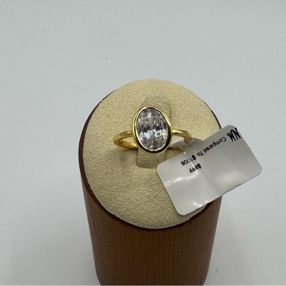 18kt 2ct Oval Cut Ring - Picture 3 of 4